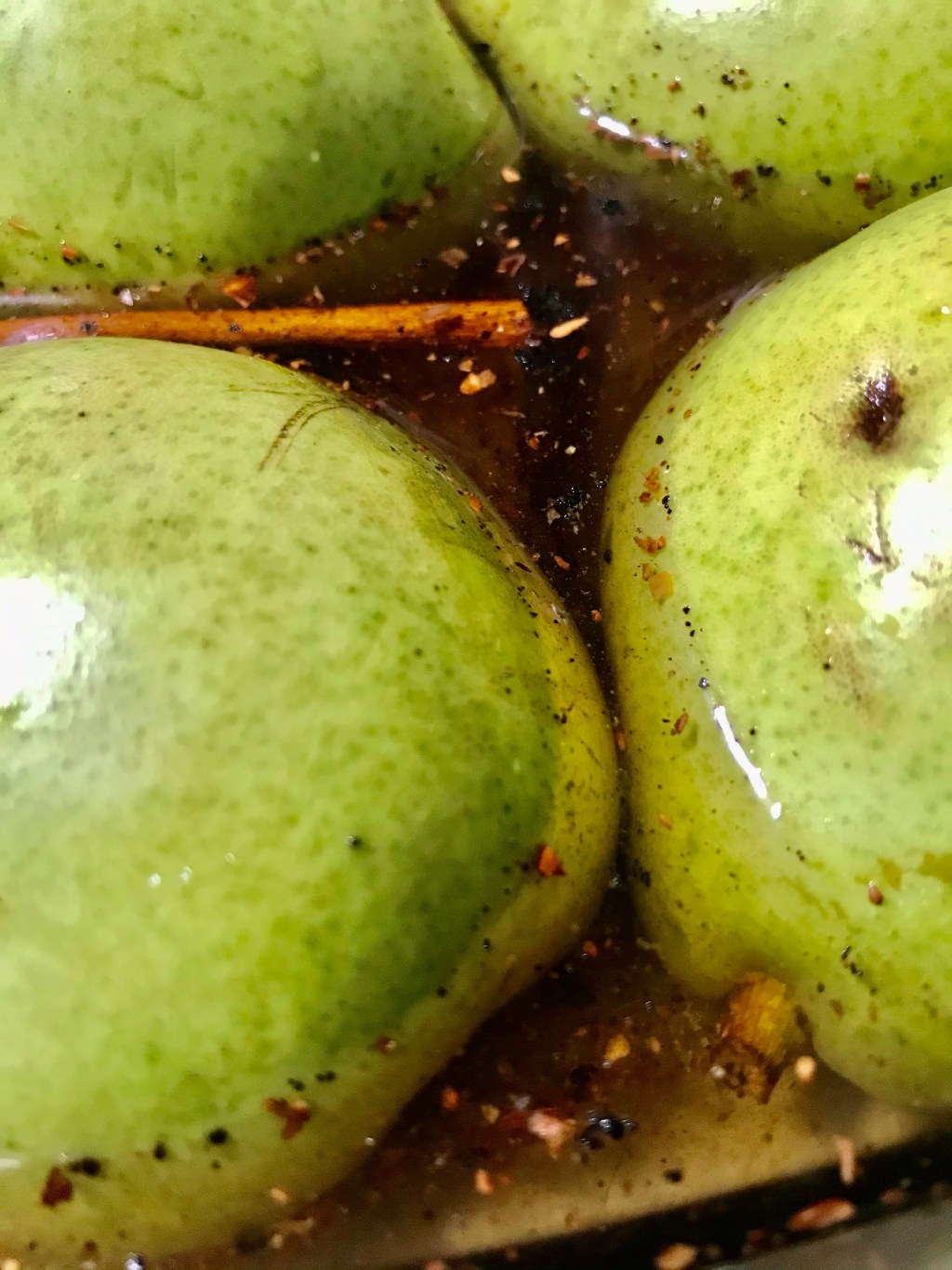 Pears in Chardonnay and&nbsp;Spices