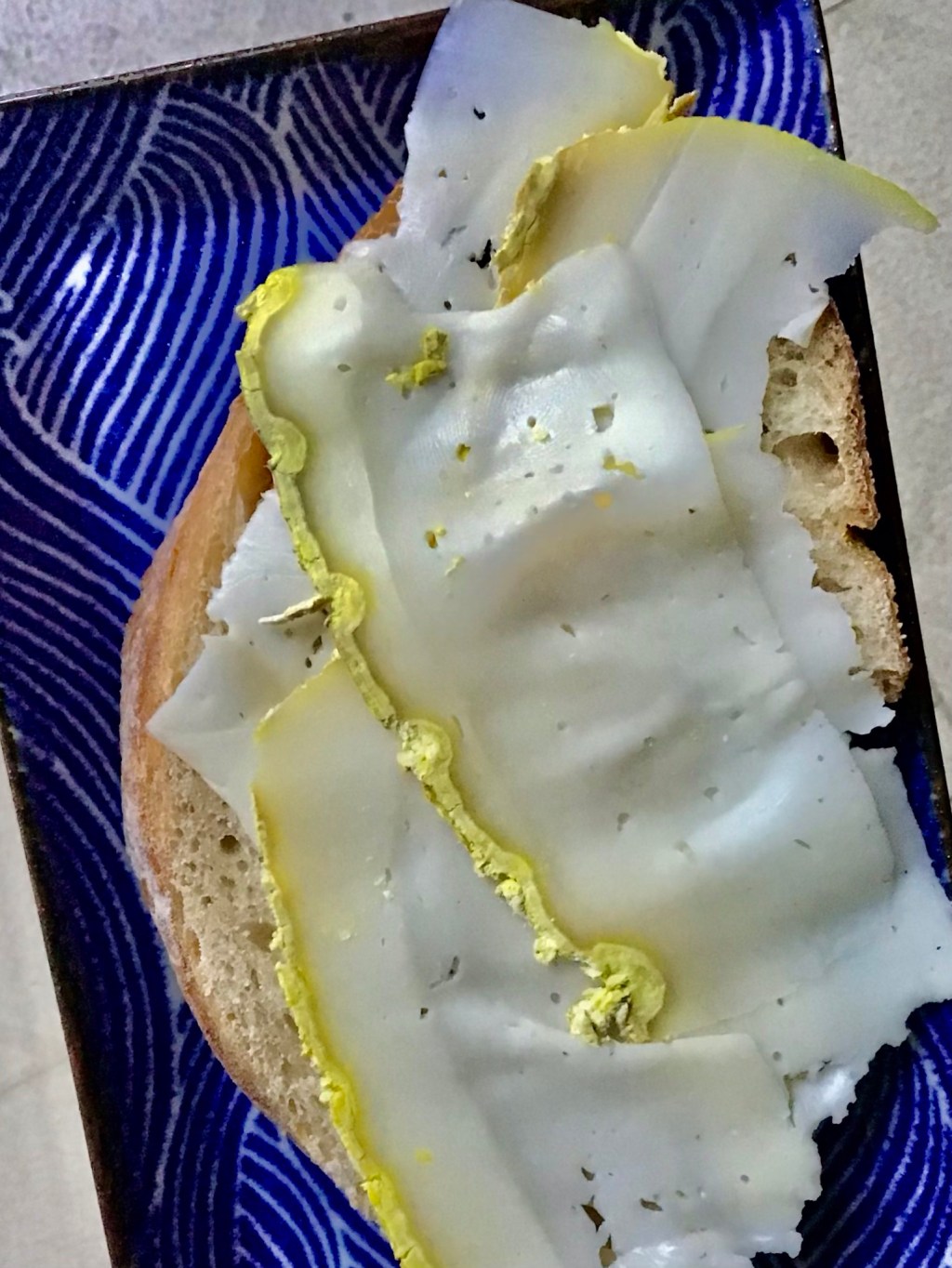 From the milk of a goat from Auvergne in France — Tomme de la&nbsp;Chataigneraie