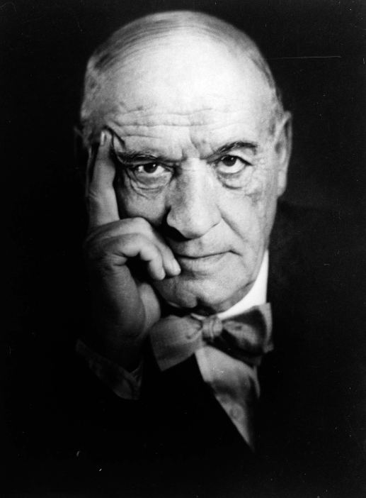 José Ortega y Gasset *V 9 1883 — La Vida Que Das / The Life You&nbsp;Give