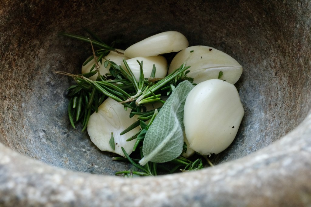 to intertwine with&nbsp;venison