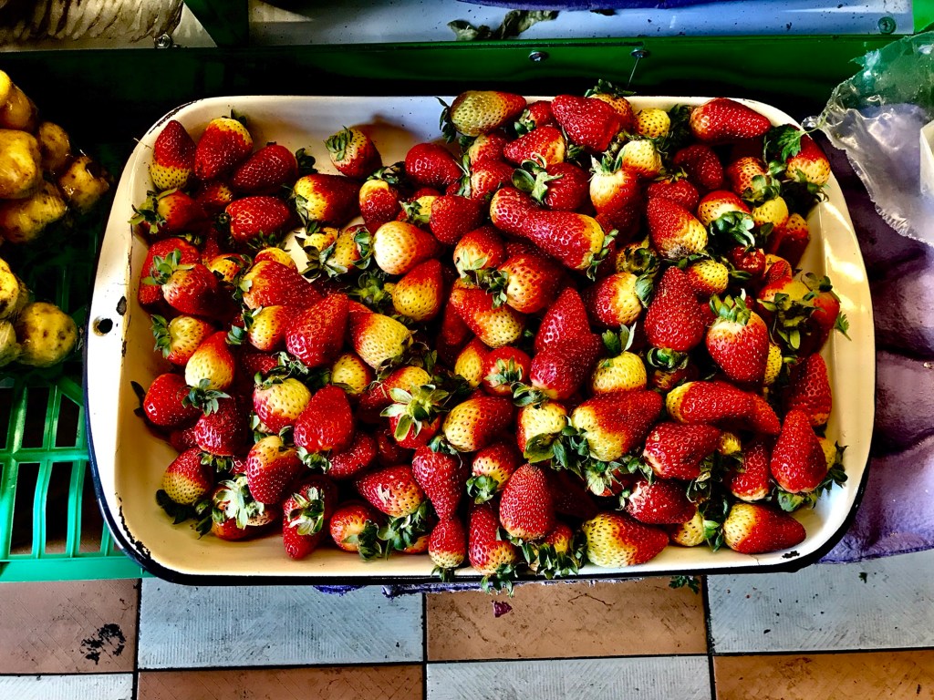 The most beautiful presentation of strawberries, and most beautiful strawberries I have ever&nbsp;witnessed