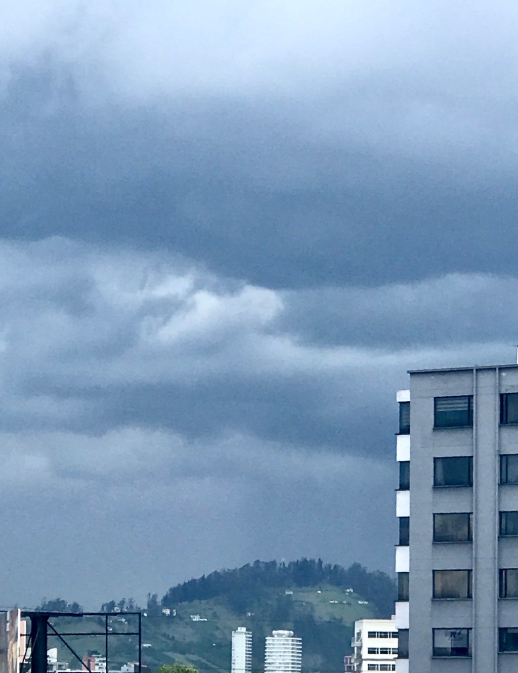 From a roof terrace — 13h47 IV 4&nbsp;2025