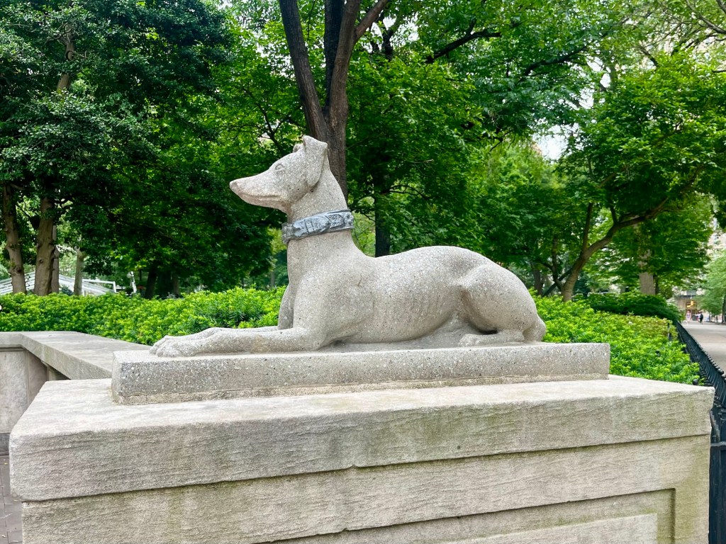 Greyhound at Rittenhouse&nbsp;Square